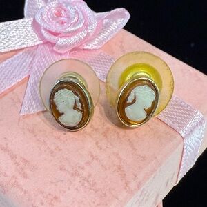 Vintage Cameo Very Dainty & Small Stud Earrings